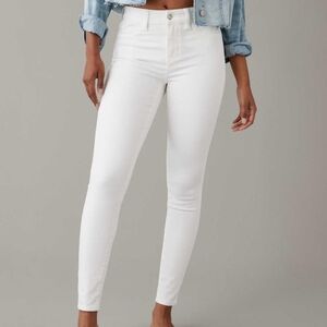 American Eagle Outfitters White High-Rise Skinny Jeans